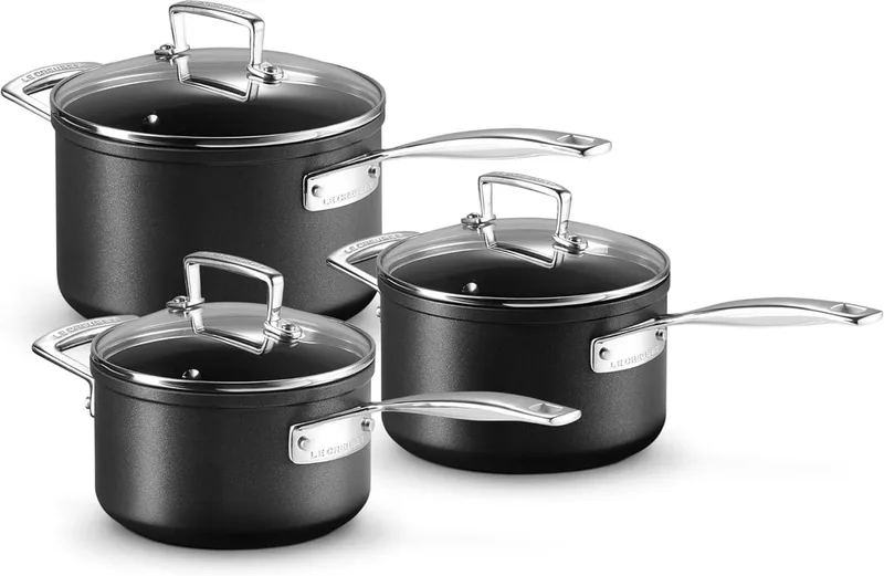 Les Forgées - Pannenset - Antiaanbak - Met deksel - 3-delig (16, 18, 20 cm) by Le Creuset in Black – product photo