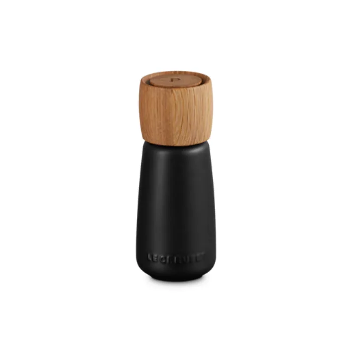 Pepermolen 0,27l 17cm Hout Mat zwart by Le Creuset – product photo
