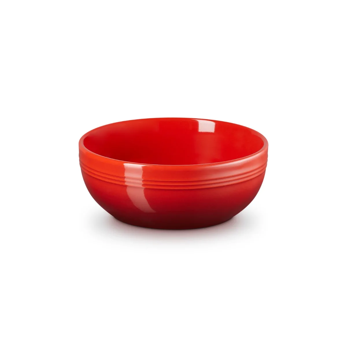 San Francisco - Ontbijtkom Coupe 16cm Kersenrood van Le Creuset – productfoto