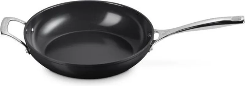Sauteerpan Essential Non-Stick Ceramic - Ø 30 cm / 6.8 liter - Keramische Antiaanbaklaag - PFAS-vrij - Geschikt voor Alle Warmtebronnen, Inclusief Inductie ​ by Le Creuset in Black – product photo