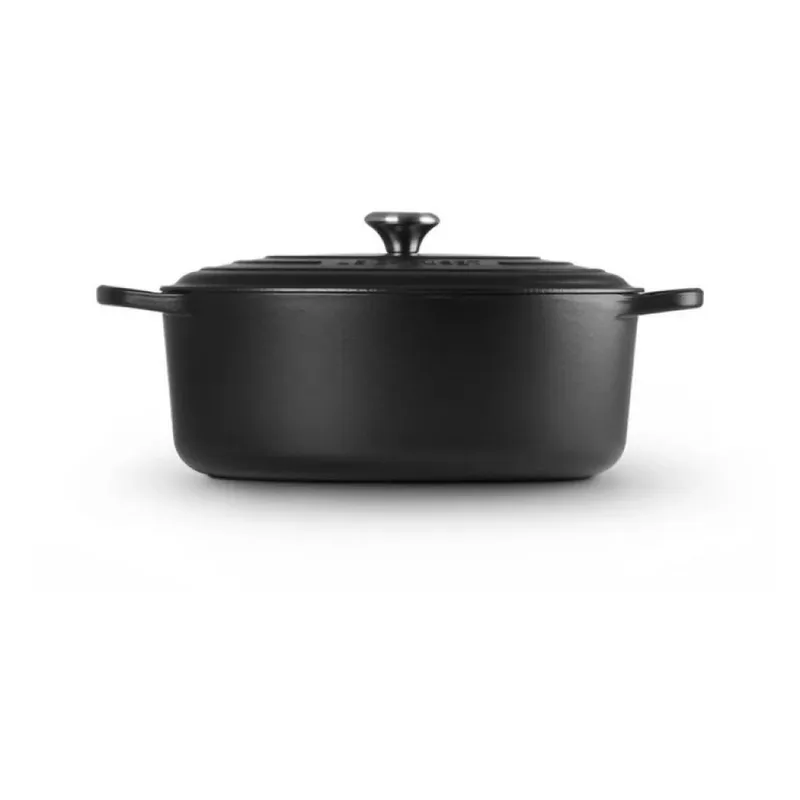 Signature - Braadpan - Ovaal - 35 cm - 8,9 L - Inductie by Le Creuset in Mat Zwart – product photo 3 of 5