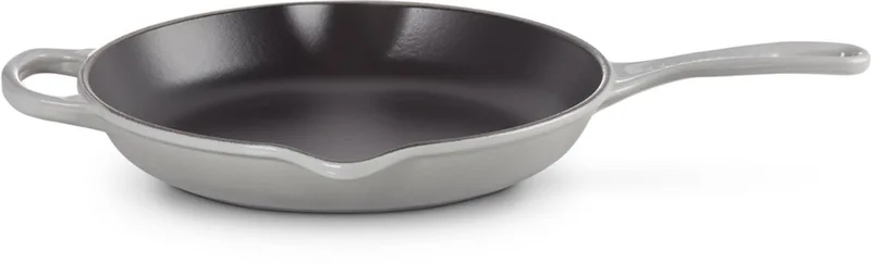 Signature Skillet Rond 26 cm by Le Creuset in Black – product photo