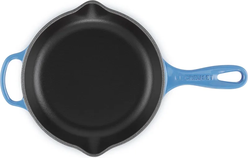 Skillet Signature - Ø 20 cm - Geëmailleerde Anti-aanbaklaag - Duurzaam, Vaatwasserbestendig en Perfect voor Gezond Bakken en Braden by Le Creuset in Azure – product photo