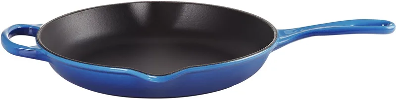 Skillet Signature - Ø 23 cm - Geëmailleerde Anti-aanbaklaag - Duurzaam, Vaatwasserbestendig en Ideaal voor Bakken en Braden van Kleine Gerechten de Le Creuset en Azure – photo produit