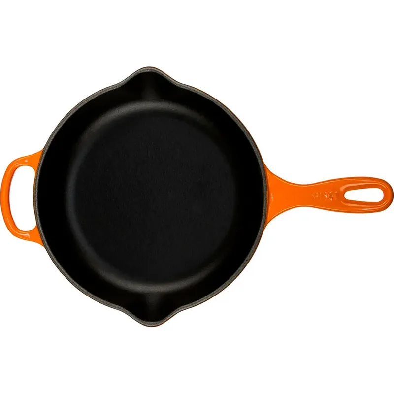 Skillet Signature - Ø 23 cm - Geëmailleerde Anti-aanbaklaag - Geschikt voor Alle Warmtebronnen, inclusief Inductie - Vaatwasserbestendig - Levenslange Garantie van Le Creuset in Oranjerood – productfoto 2 van 3