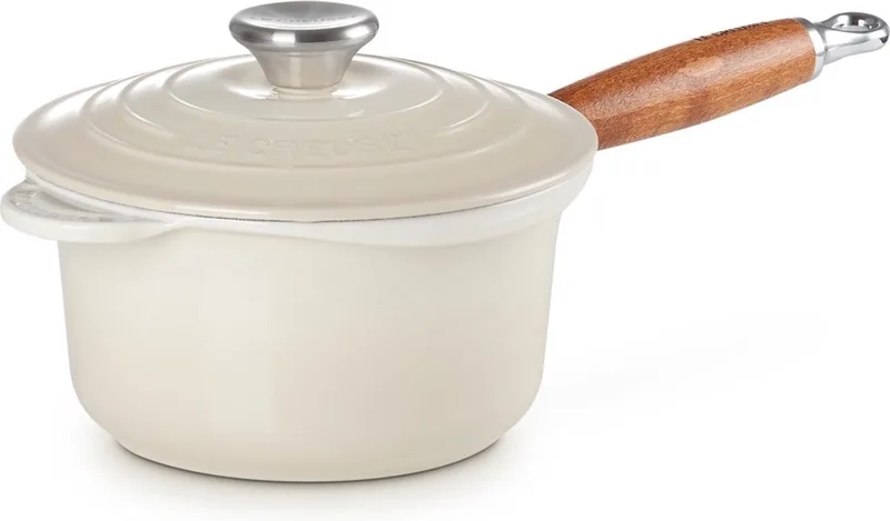 Steelpan met deksel - Tradition - ø 18 cm / 1.8 liter by Le Creuset in Meringue – product photo