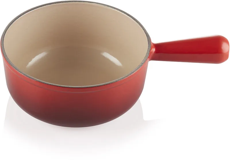 Steelpan zonder deksel Ø 18cm 1,4l by Le Creuset in Kersenrood – product photo