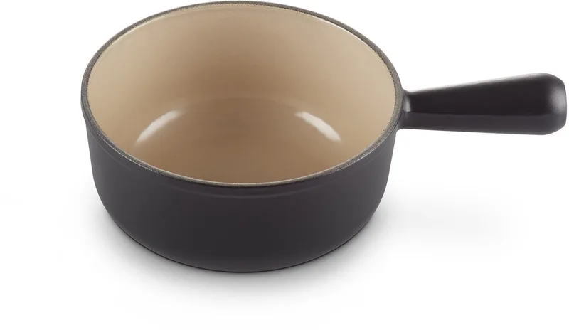 Steelpan zonder deksel Ø 18cm 1,4l von Le Creuset in Mat Zwart – Produktfoto