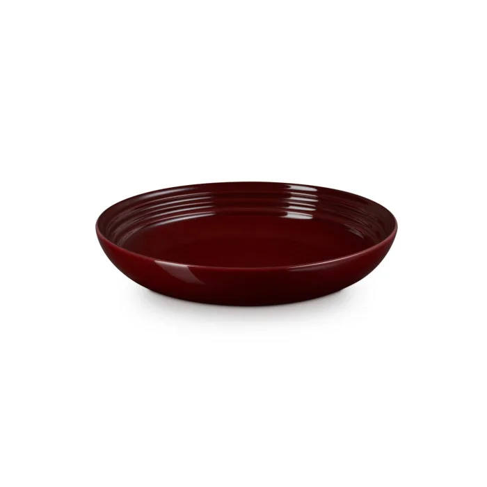 Vancouver - Diep bord 22cm Garnet van Le Creuset – productfoto