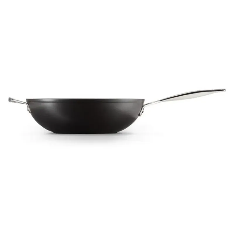 Wokpan met steel - Les Forgées TNS - ø 30 cm / 4.7 liter - standaard anti-aanbaklaag by Le Creuset in Black – product photo 3 of 3