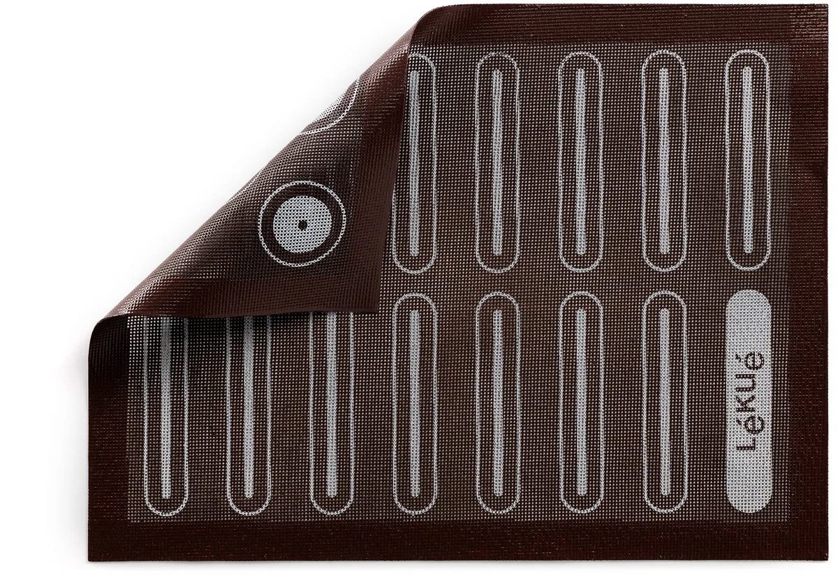 Bakmat Microgeperforeerd - 40 x 30 cm - Siliconen van Lékué in Bruin – productfoto