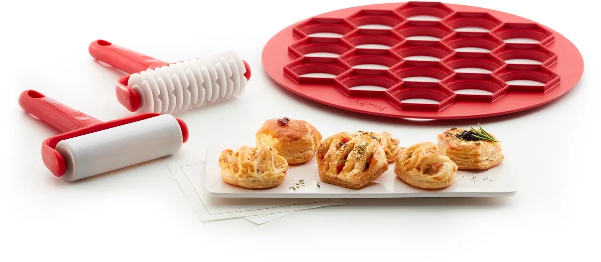 Bakvorm Mini Taartjes Set van Lékué in Rood – productfoto