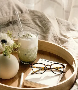 Matcha Latte Gläser mit Glastrinkhalm (2) Gocce 390 ml Set van 2 von Leonardo in Grün – Produktfoto 5 von 5