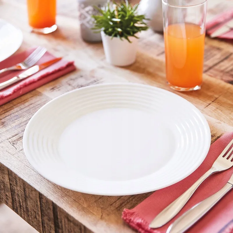 Harena Platte Diner Borden - 25 cm - Set van 6 by Luminarc in White – product photo