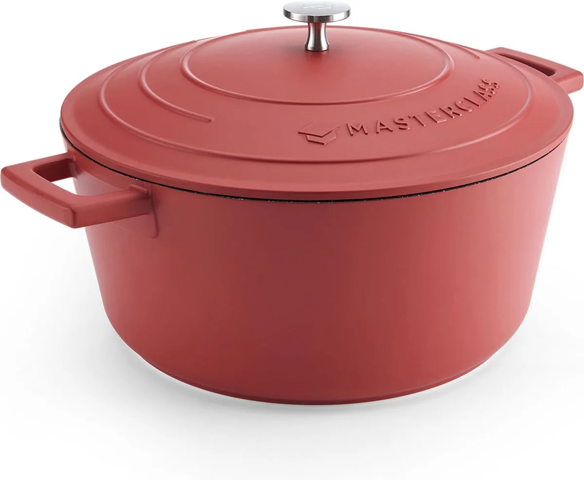Braadpan met Deksel, Groot 5L/28 cm, Lichtgewicht Gegoten Aluminium, Inductie kookplaat- en ovenbestendig van MasterClass in Rood – productfoto