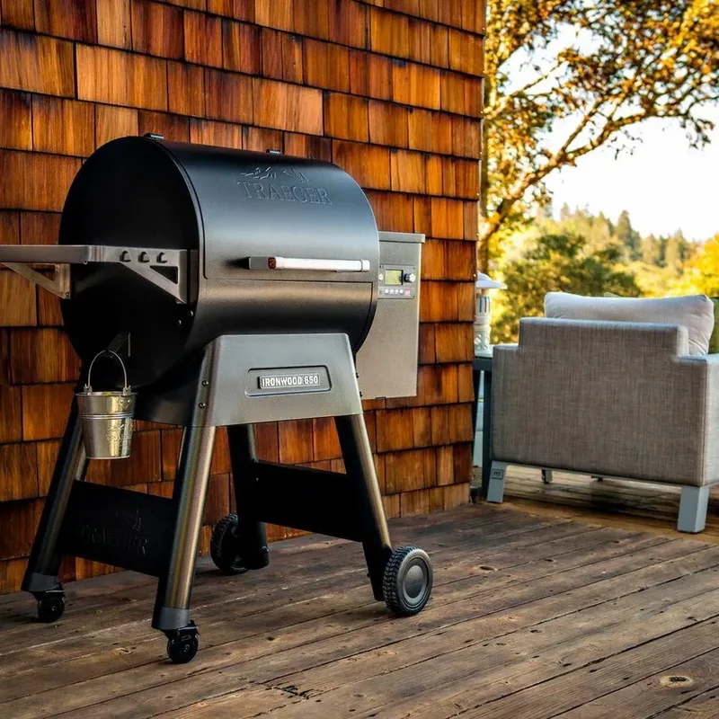 Ironwood 650 Pelletbarbecue by Messermeister in Traeger – product photo 6 of 6