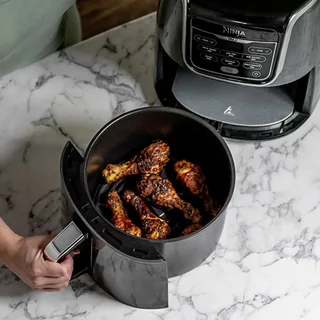 Foodi Airfryer XL - 5.2 Liter - 6 Kookprogramma's - Grijs/Zwart - AF160EU by Ninja in Black – product photo 2 of 3