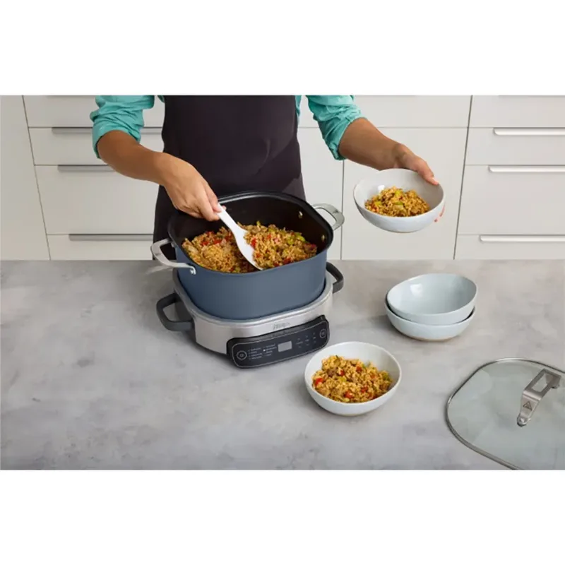Foodi PossibleCooker 8-in-1 Slowcooker en Rijstkoker - 6 Liter - Warmhoudfunctie - Ovenbestendige Pan - MC1101EU van Ninja in Blauw – productfoto 5 van 5