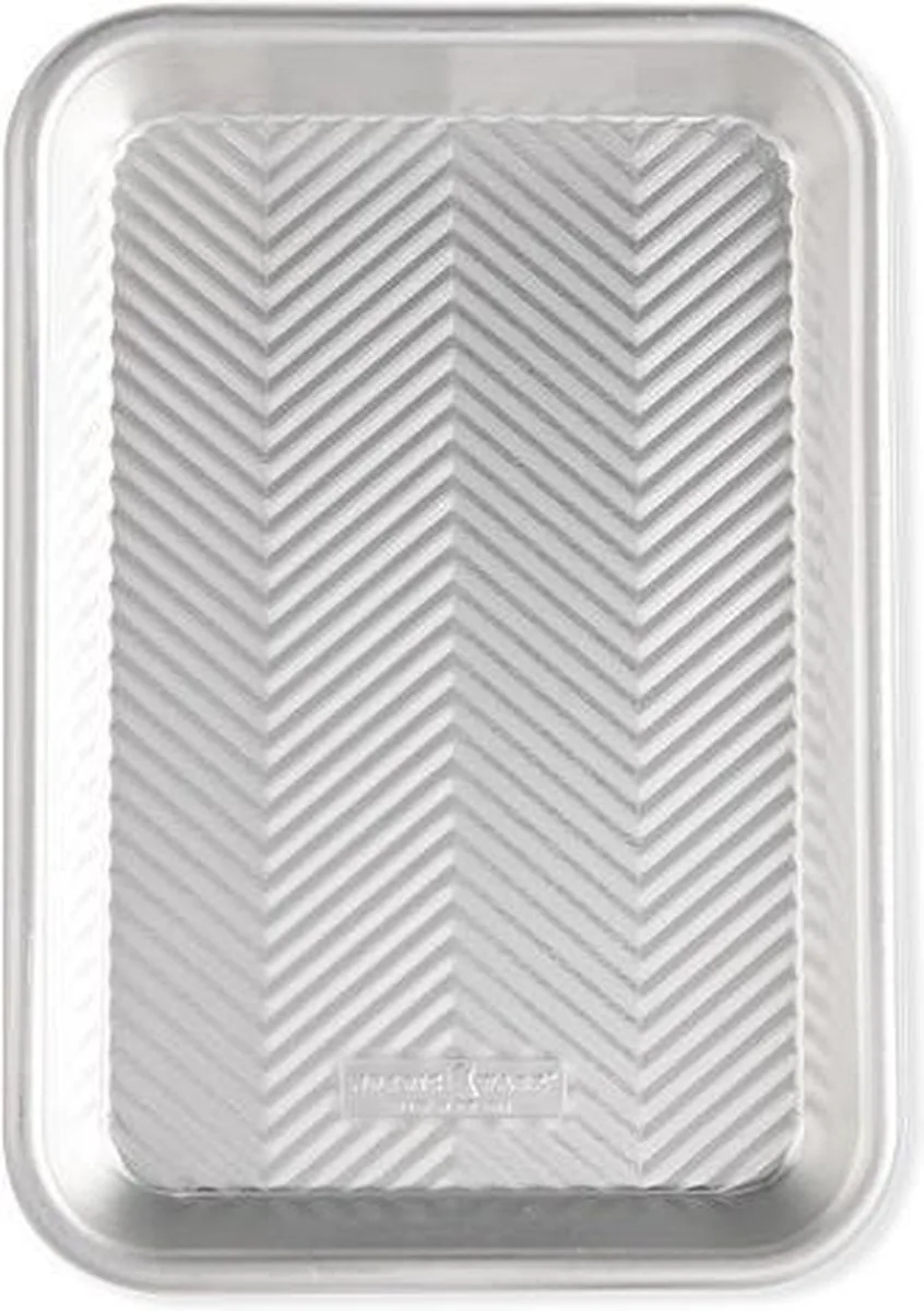 Bakplaat, met Structuur, 25,7 x 17,8, Aluminium van Nordic Ware in Zilver – productfoto