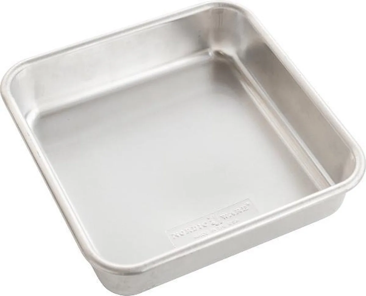 Bakvorm, Vierkant, 20 cm, Aluminium van Nordic Ware in Zilver – productfoto