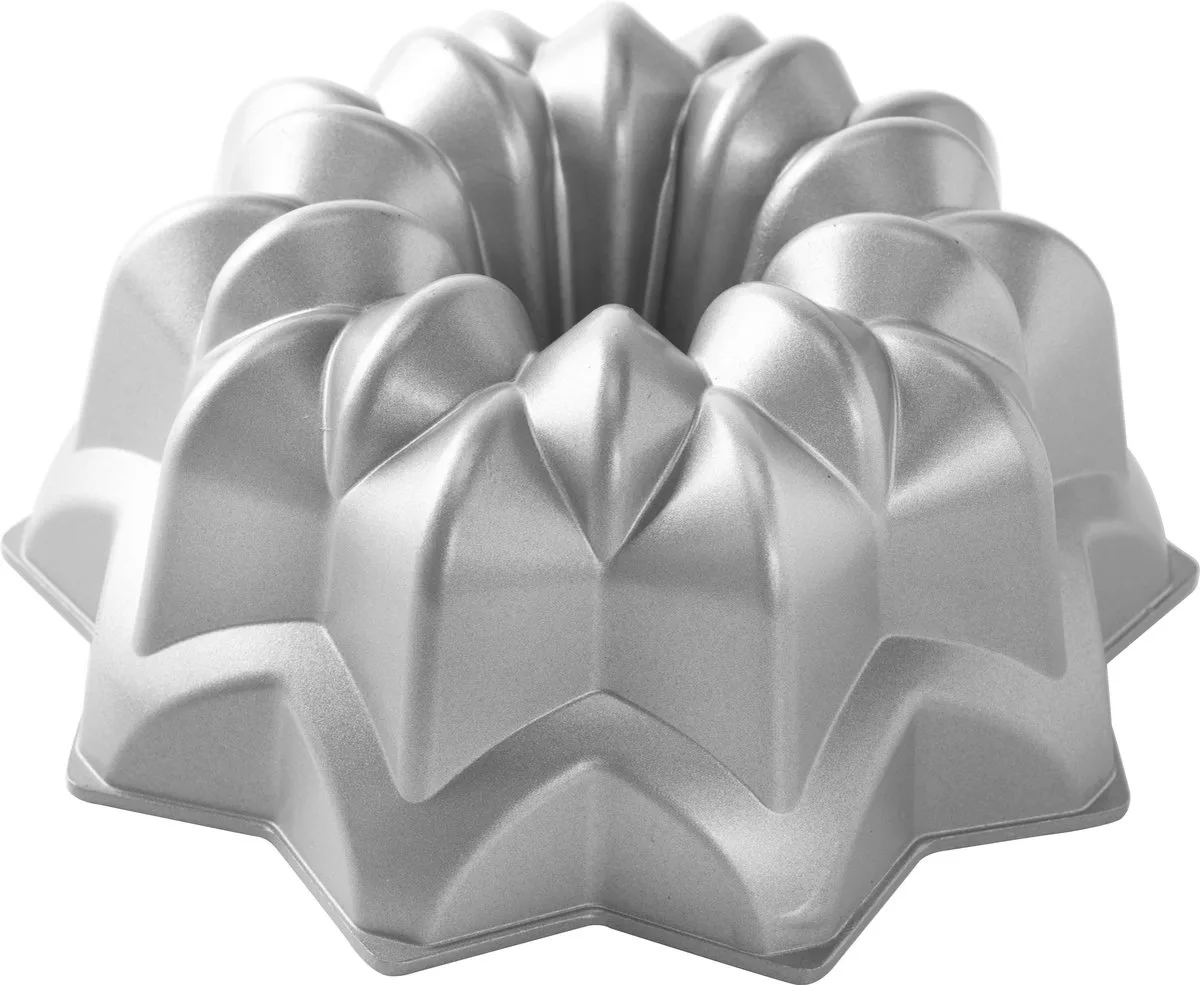 Tulband Bakvorm "Vintage Star Bundt Pan" van Nordic Ware in Aluminium – productfoto