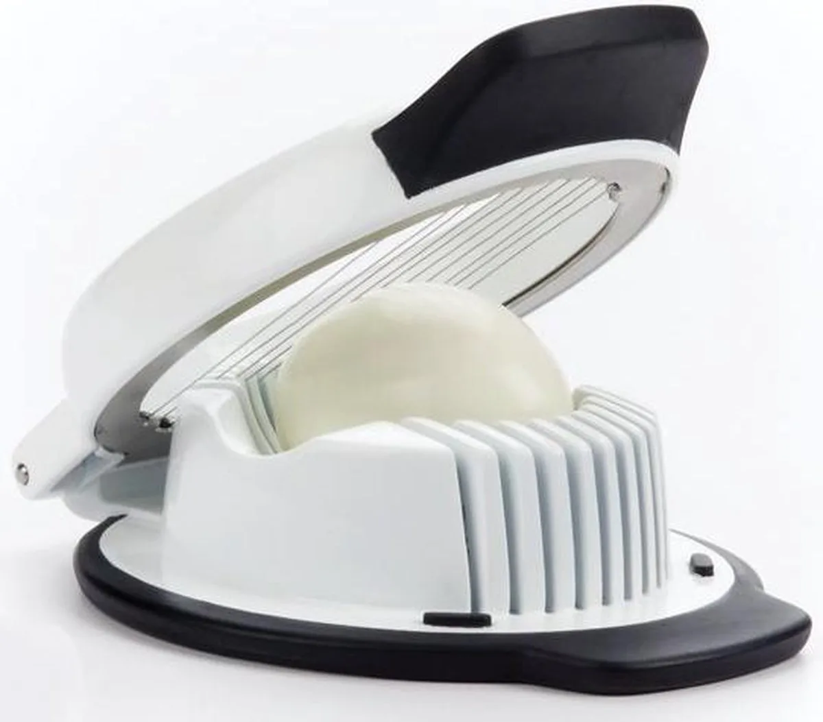 Eiersnijder - Ronde/ ovale plakjes van OXO in Wit – productfoto