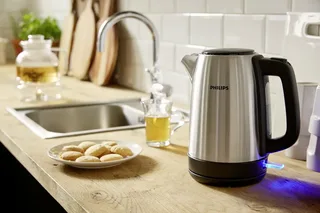 Daily Collection HD9350/90 - Waterkoker by Philips in Roestvrij staal – product photo 2 of 3