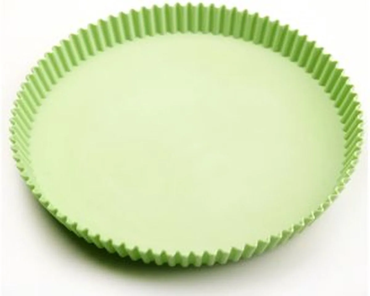 Baking met Roger Van Damme - Taartvorm geribd - Ø 165mm by Point-Virgule in Green – product photo