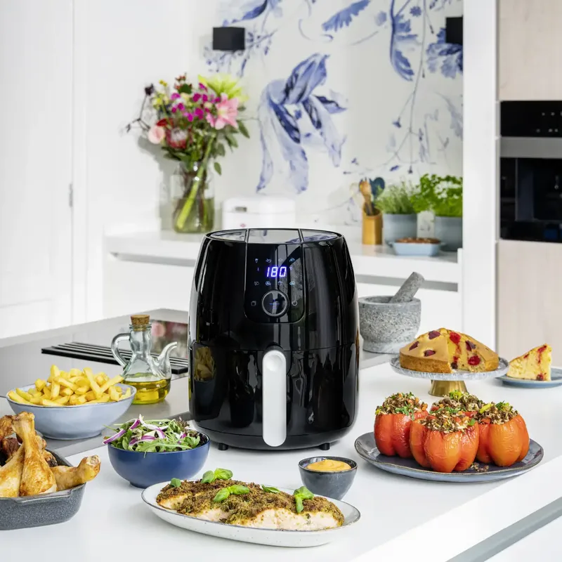 Digitale Airfryer XXL 182025 - Heteluchtfriteuse - 4.5 liter - 8 voorgeprogrammeerde programma’s - Inclusief grillrek - 1500 W by Princess in Black – product photo 2 of 2