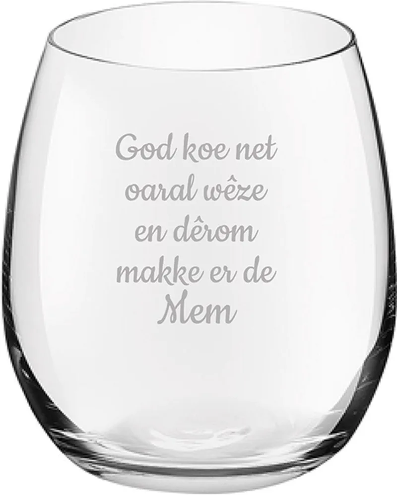 Drinkglas gegraveerd - 39cl von Royal Leerdam in God koe net oaral wêze en dêrom makke er de Mem – Produktfoto