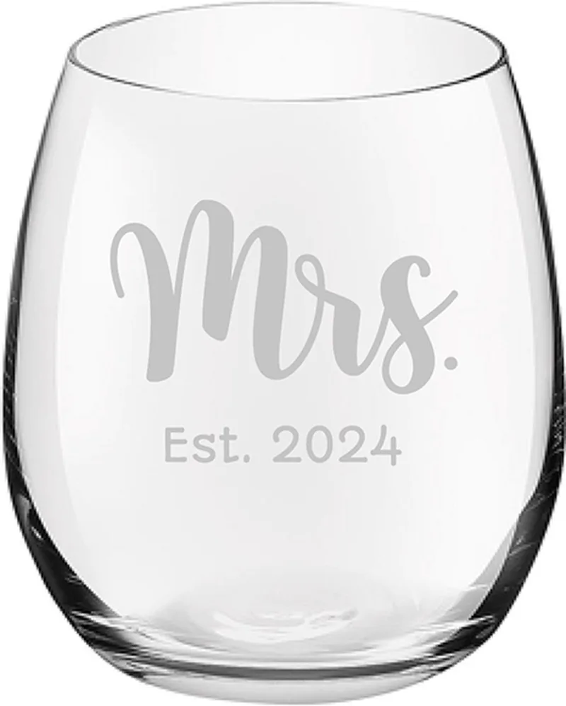Gegraveerde drinkglas 39cl Mrs. Est. 2024 by Royal Leerdam in Mrs. Est. 2024 – product photo