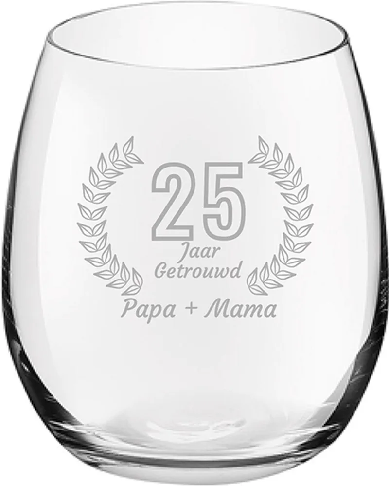 Gegraveerde Drinkglas 39cl Papa + mama 25 jaar getrouwd von Royal Leerdam in 25 jaar getrouwd – Produktfoto
