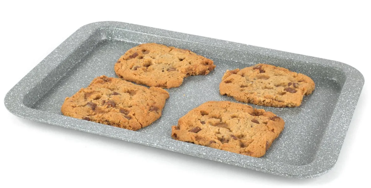 Marblestone 38 cm Bakplaat – Rechthoekige Ovenplaat fra Salter i Grå – produktbillede