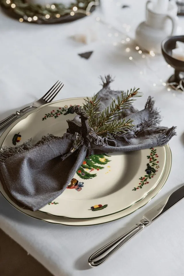Marie-Luise Weihnachten Bord 27 cm by Seltmann Weiden in Gekleurd – product photo 2 of 5