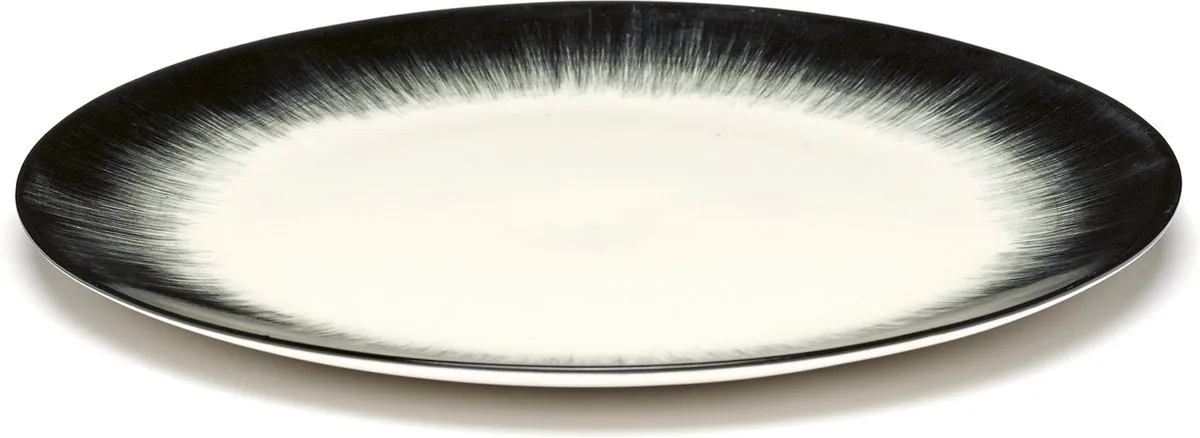 Ann Demeulemeester Dé bord D 24 cm off white/black var4 de Serax en Blanc – photo produit