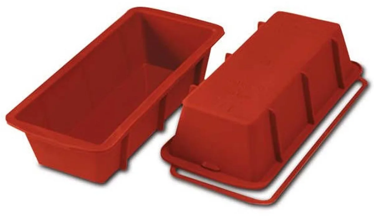 Bakvorm Cake 7(H)X24X10cm - UniFlex 070085 van Silikomart in Rood – productfoto