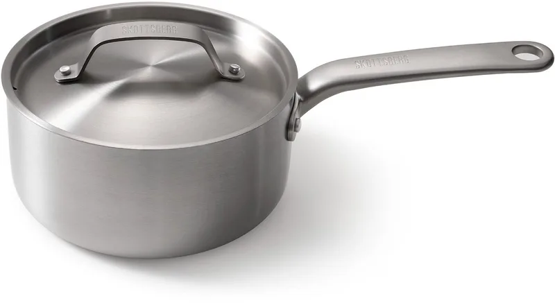 Steelpan met deksel - Stainless Steel - 18 cm - 2,2 L - Inductie - Ovenbestendig - RVS - Alle warmtebronnen von Skottsberg in Silber – Produktfoto