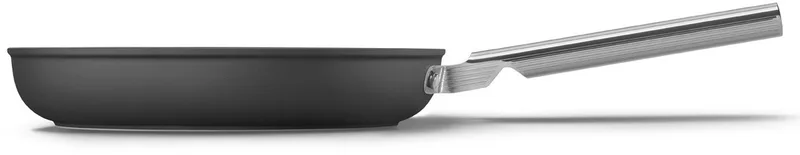 FPF2802BLM Koekenpan - 28 cm - Jaren 50 von Smeg in Schwarz – Produktfoto
