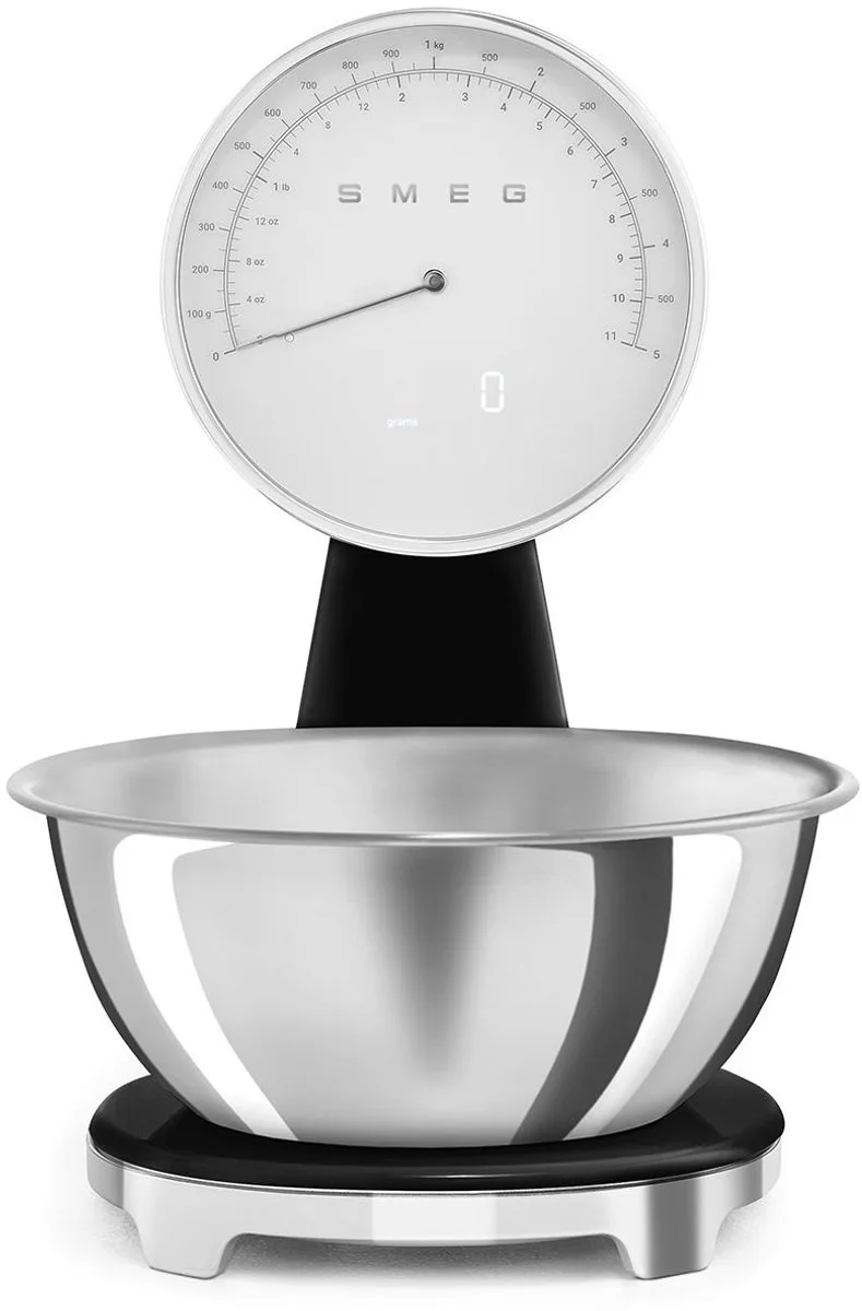 KSF01BLWW Keukenweegschaal - Analoog & Digitaal - 5 kg - RVS Kom 1,8L - USB Oplaadbaar - LCD Display - Tarrafunctie - '50s Style van Smeg in Zwart – productfoto
