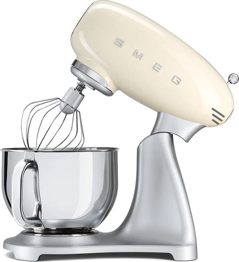 SMF01CREU - Keukenmachine by Smeg in Cream – product photo
