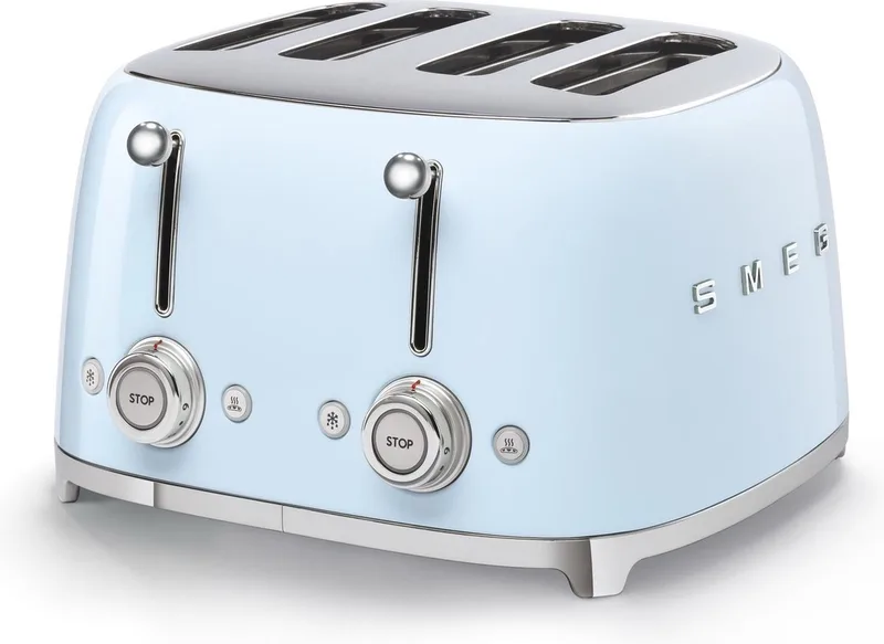 TSF03PBEU Broodrooster - 4 Sneden - 4 Brede Sleuven - 2000W - 6 Bruiningsstanden - Ontdooifunctie, Opwarmfunctie & Bagelfunctie - '50s Style by Smeg in Pastelblauw – product photo