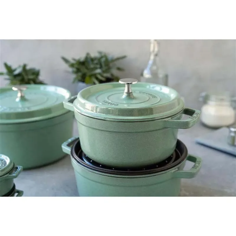 La Cocotte gietijzeren pan 5.2L by Staub in Mintgroen – product photo 2 of 5