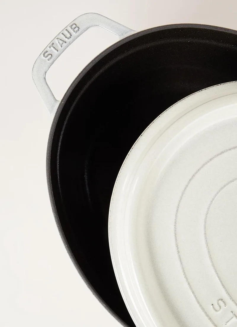 La Cocotte Gietijzeren Pan 5.5L - Geschikt voor Inductie by Staub in Grey – product photo