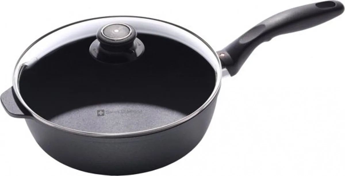 Sauteerpan met Deksel 26cm Inductie van Swiss Diamond in Zwart – productfoto