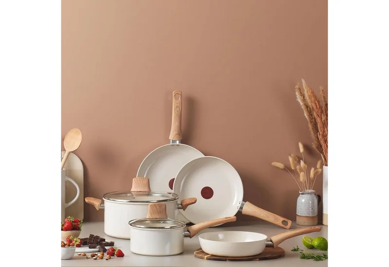 Cera Bright ON - Keramische Pannenset - 5-delig - PFAS-vrij - Geschikt voor Inductie von Tefal in Beige – Produktfoto 2 von 5