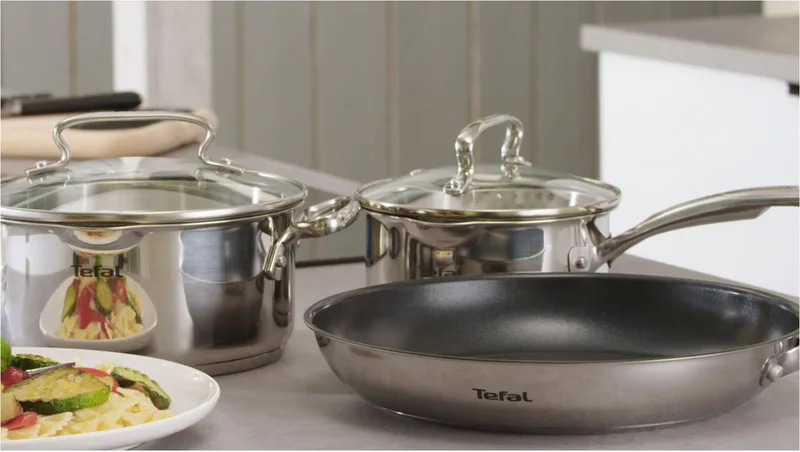 Duetto+ pannenset - 20 2428 CM - 3 Stuk(s) by Tefal in Black – product photo 4 of 5
