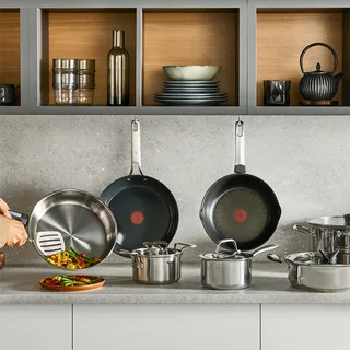 Emotion+ - Koekenpan - 30 cm - Alle Warmtebronnen - E3270744 by Tefal in Black – product photo 3 of 6