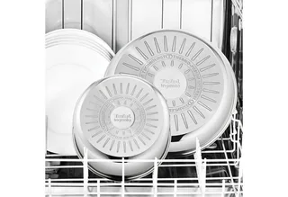 Ingenio Emotion L8969345 – 3-delige pannenset – Inox braadpannen 24/28 cm – Afneembare handgreep – Stapelbaar – Inductiegeschikt – Ovenbestendig – Zonder coating von Tefal in Silber – Produktfoto 4 von 5