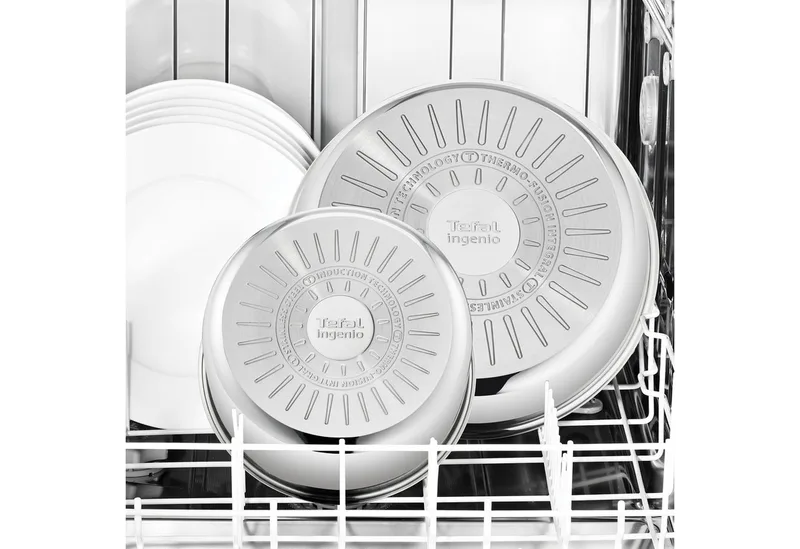 Ingenio Emotion L8969345 – 3-delige pannenset – Inox braadpannen 24/28 cm – Afneembare handgreep – Stapelbaar – Inductiegeschikt – Ovenbestendig – Zonder coating von Tefal in Silber – Produktfoto 4 von 5