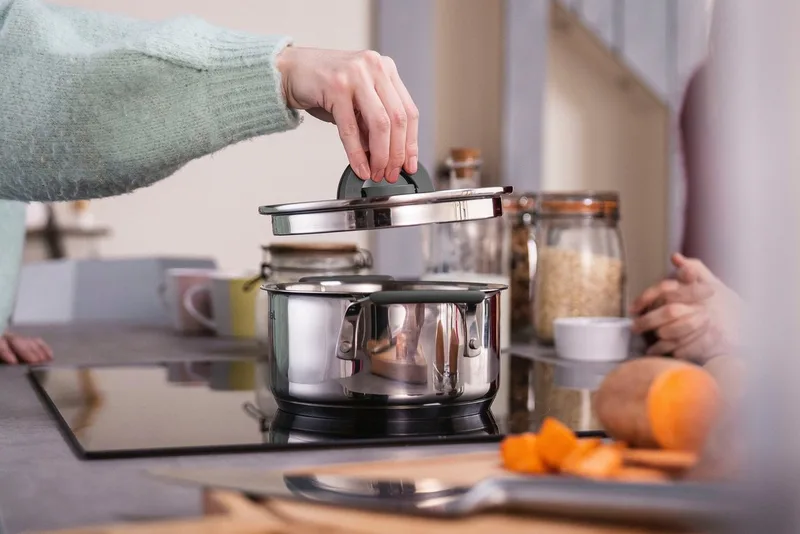 Opti'Space Pannenset 3-delig (steelpan 16 cm, kookpan 20/24 cm) G7376S44 von Tefal in Roestvrijstaal – Produktfoto 3 von 5